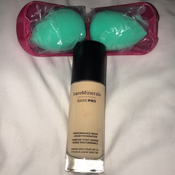 bareMinerals BAREPRO FOUNDATION IN GOLDEN IVORY